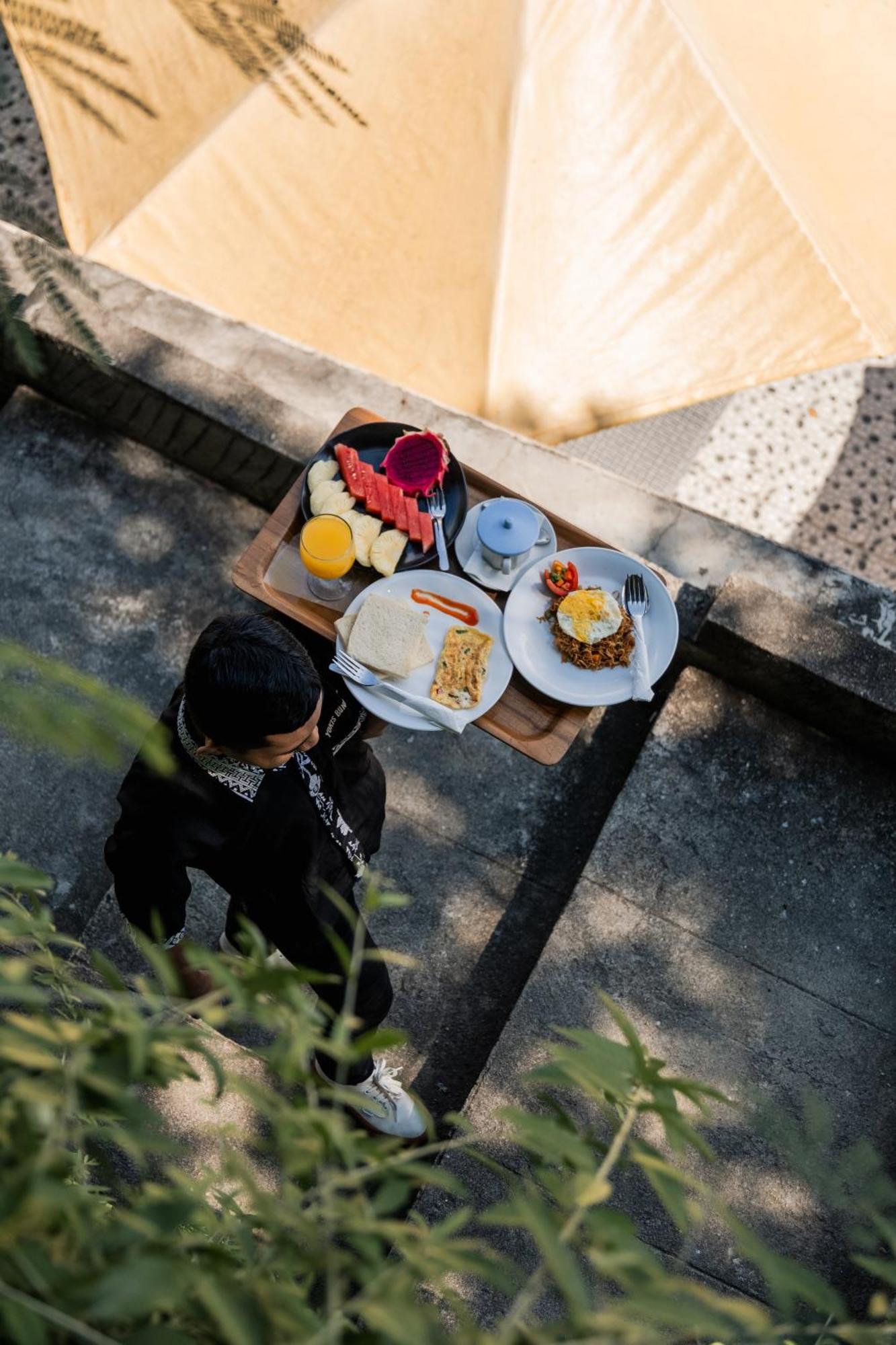 Yoki'S Bungalow Kuta  Экстерьер фото
